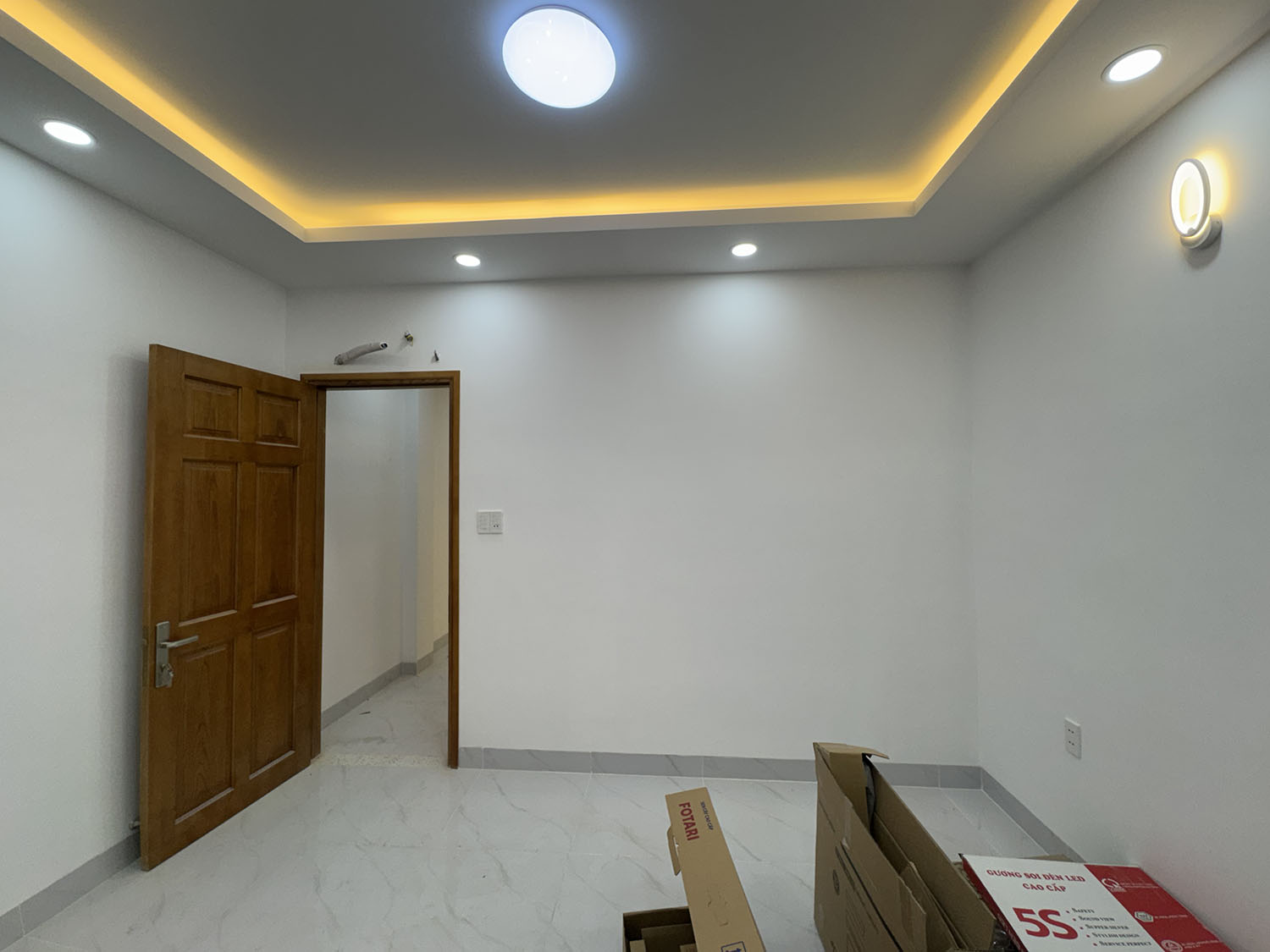 Tuyệt phẩm đẹp lung linh 3 lầu (4mx12m=48m2 vuông vức) mới 100% hẻm xe hơi khu VIP Hồ Xuân Hương